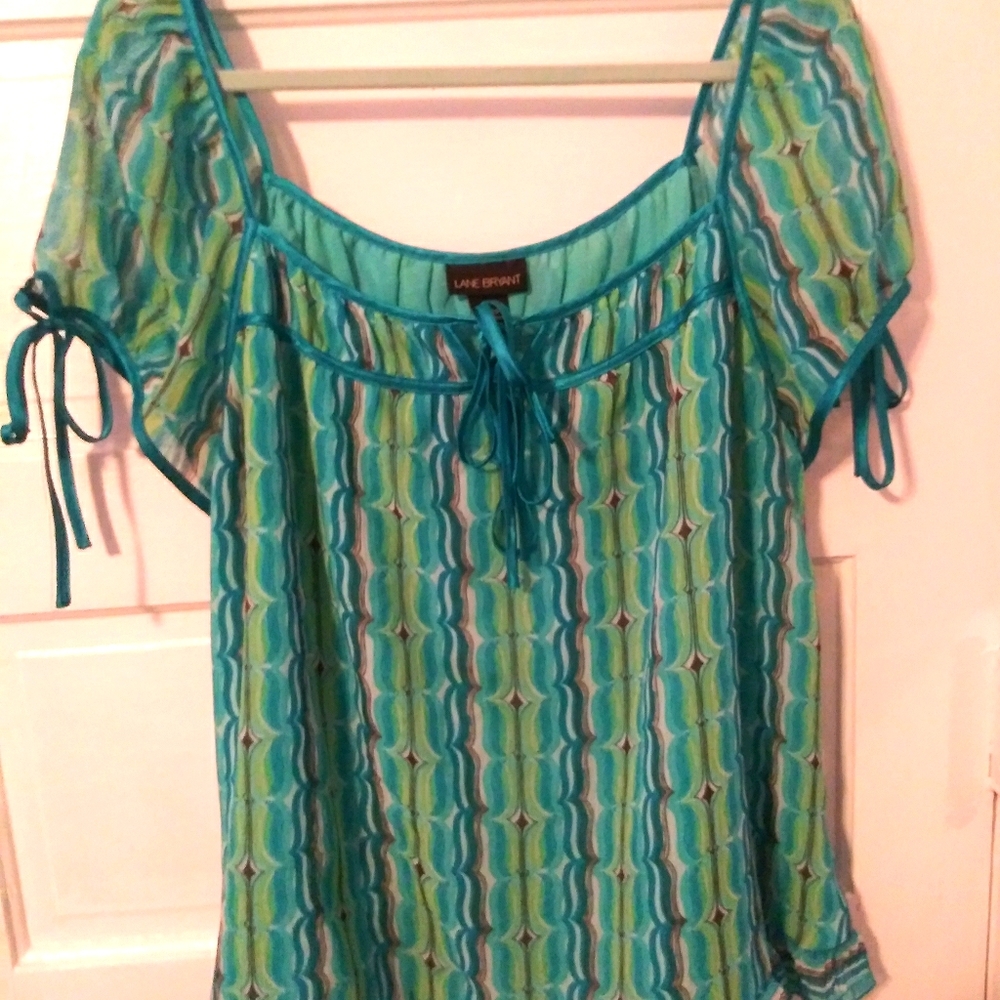 *PRETTY* WOMENS PLUS SIZE SHIRT TOP 18/20 MINT!!!